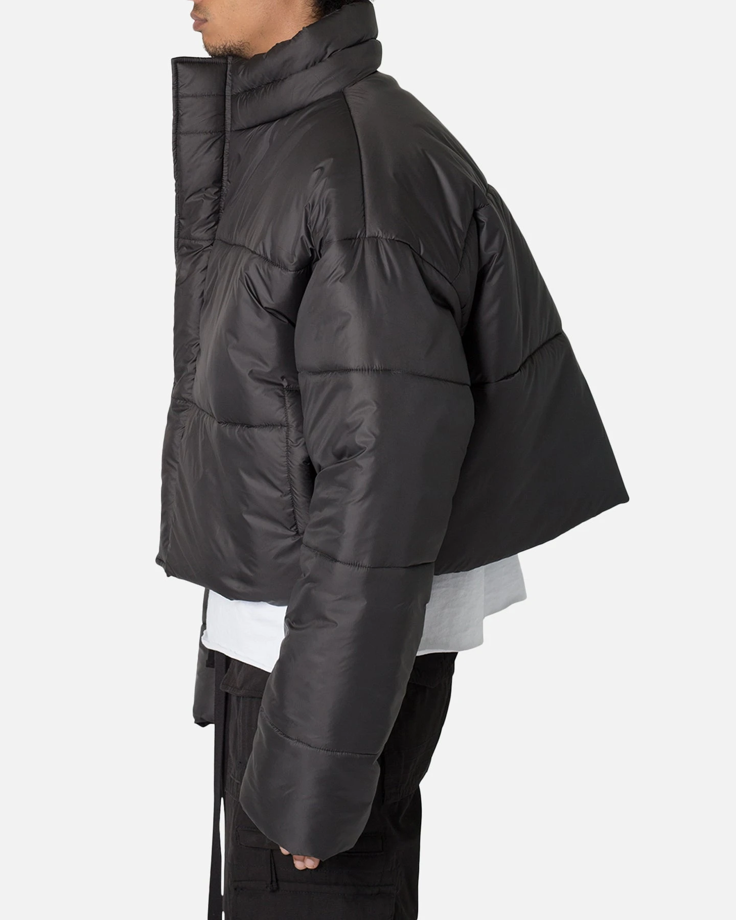 MNML Cropped Puffer II Jacket Black 4 MNML Cropped Puffer II Jacket Black - Image 3