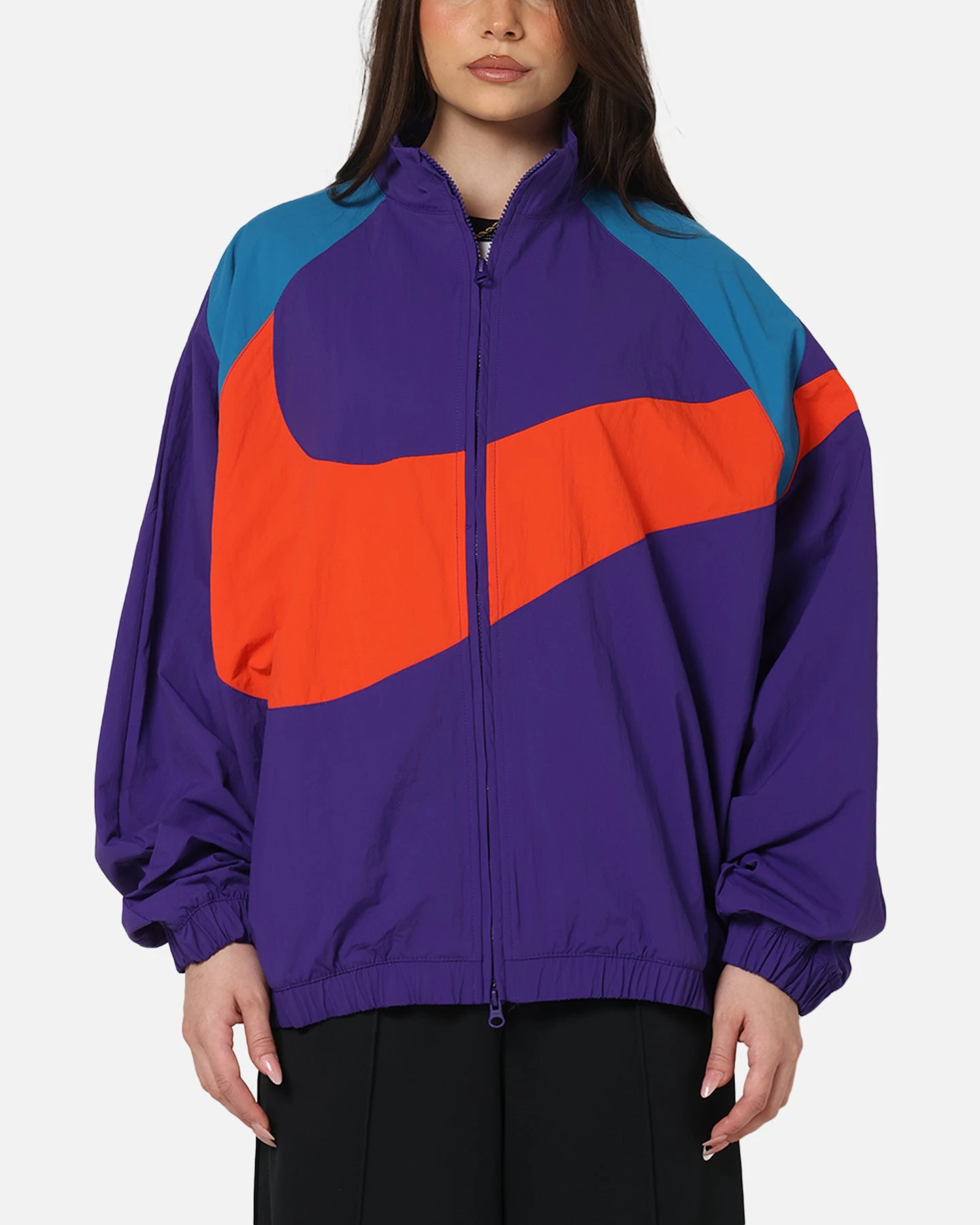 Nike Women's Sportswear Logo Oversized Woven Jacket Court Purple 3 Nike Women's Sportswear Logo Oversized Woven Jacket Court Purple