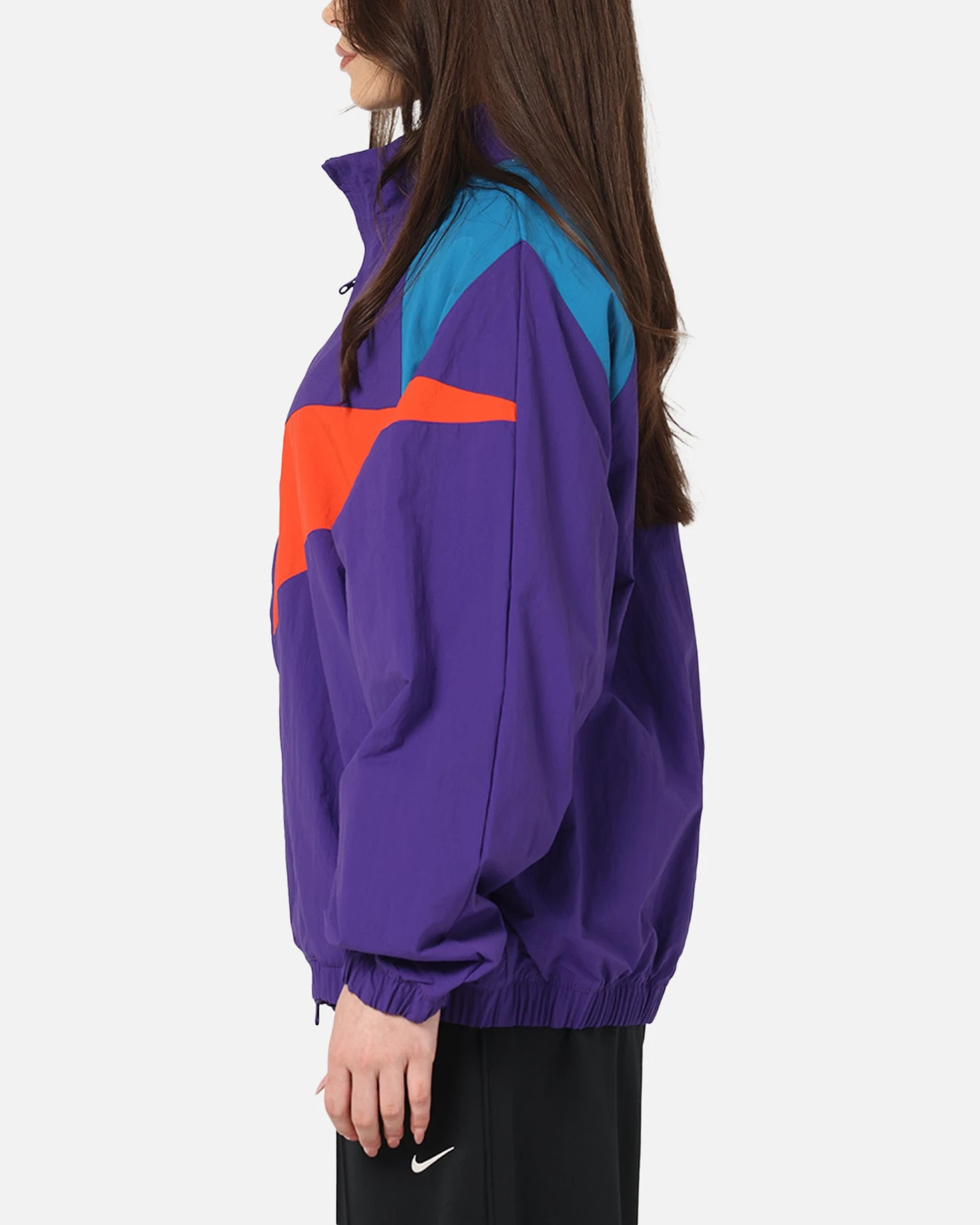 Nike Women's Sportswear Logo Oversized Woven Jacket Court Purple 7 Nike Women's Sportswear Logo Oversized Woven Jacket Court Purple - Image 5
