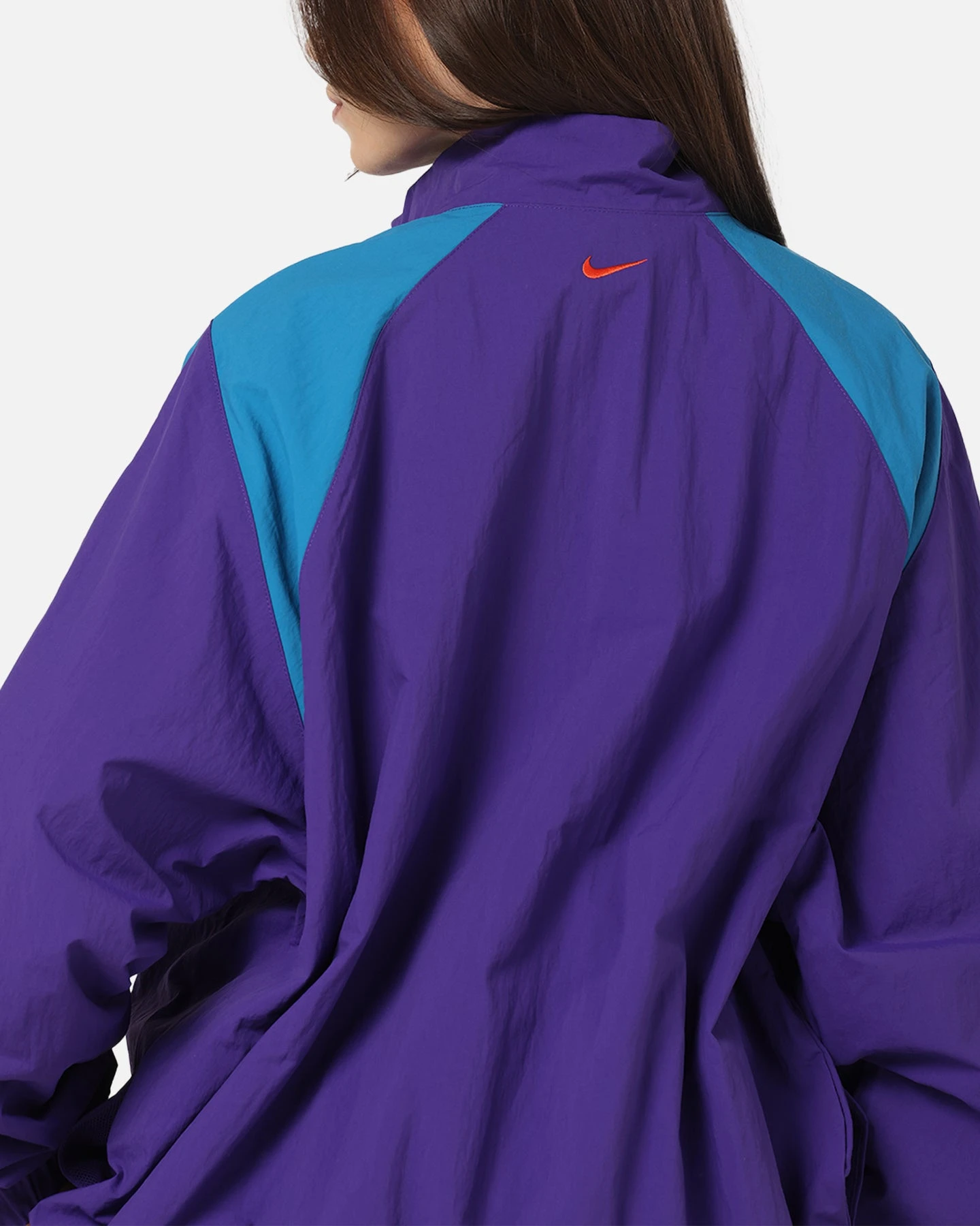 Nike Women's Sportswear Logo Oversized Woven Jacket Court Purple 8 Nike Women's Sportswear Logo Oversized Woven Jacket Court Purple - Image 6