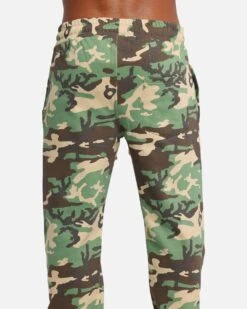 Carré Blanc Sweatpants Woodland Camo 17 Carré Blanc Sweatpants Woodland Camo -Culture Kings Shop 03011878 YC040 mens 0080